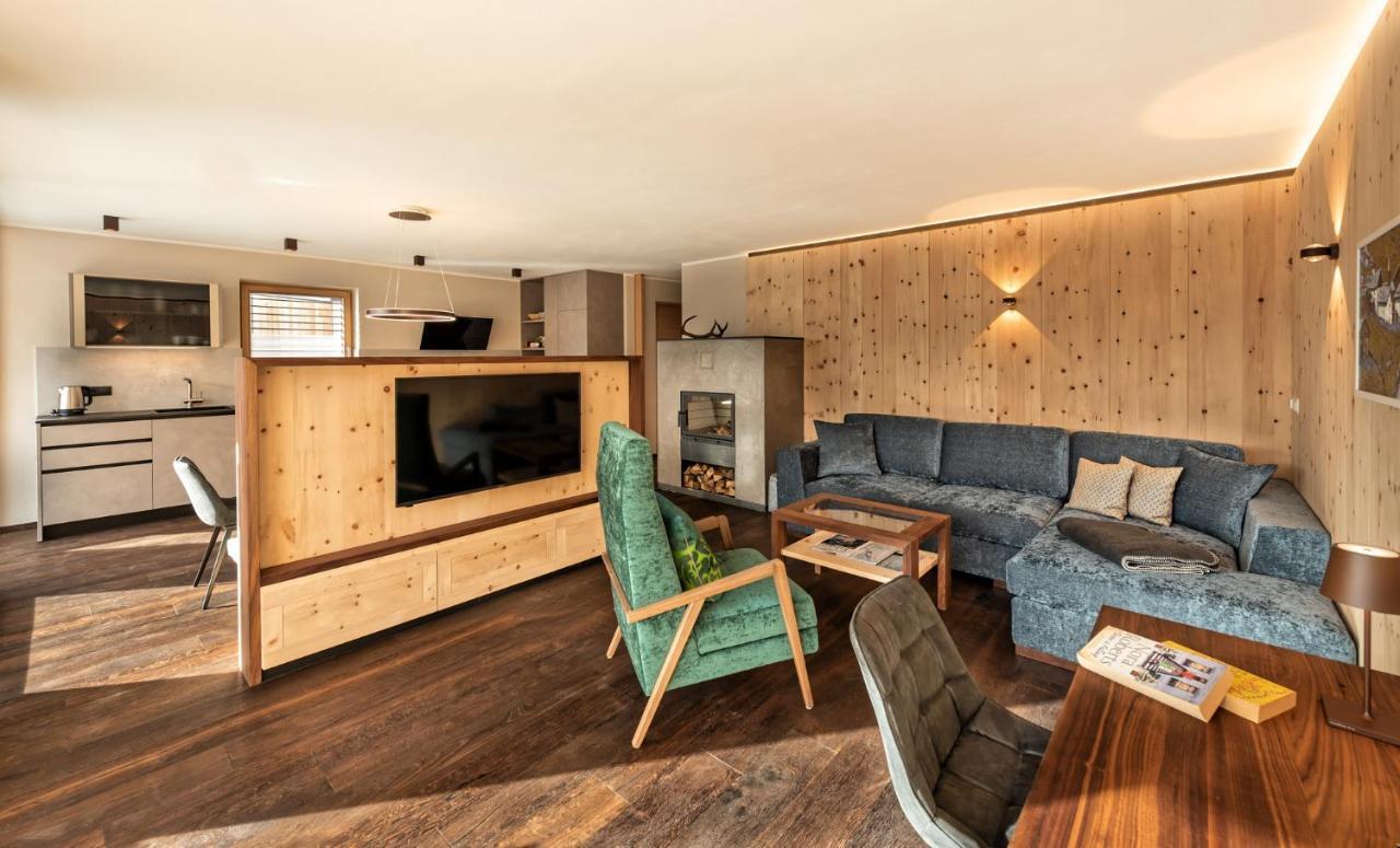Silent Luxury Chalet Laiet San Valentino alla Muta Bagian luar foto